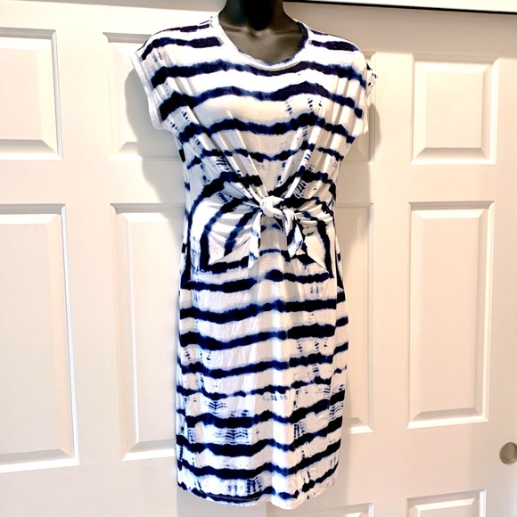 Liz Claiborne Dresses & Skirts - Liz Claiborne stretch dress, size Large